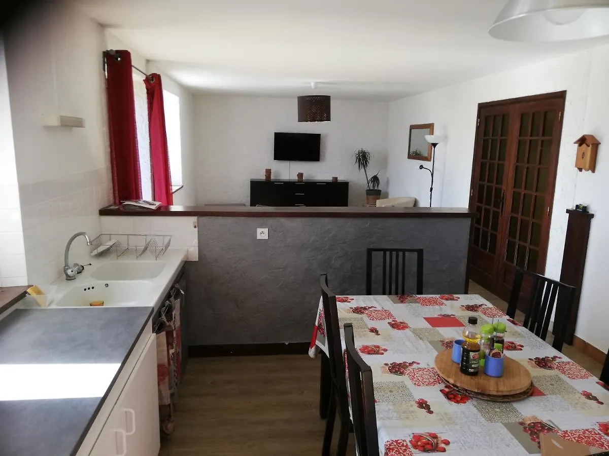 Holiday home Gite Les Chaumeix Prondines