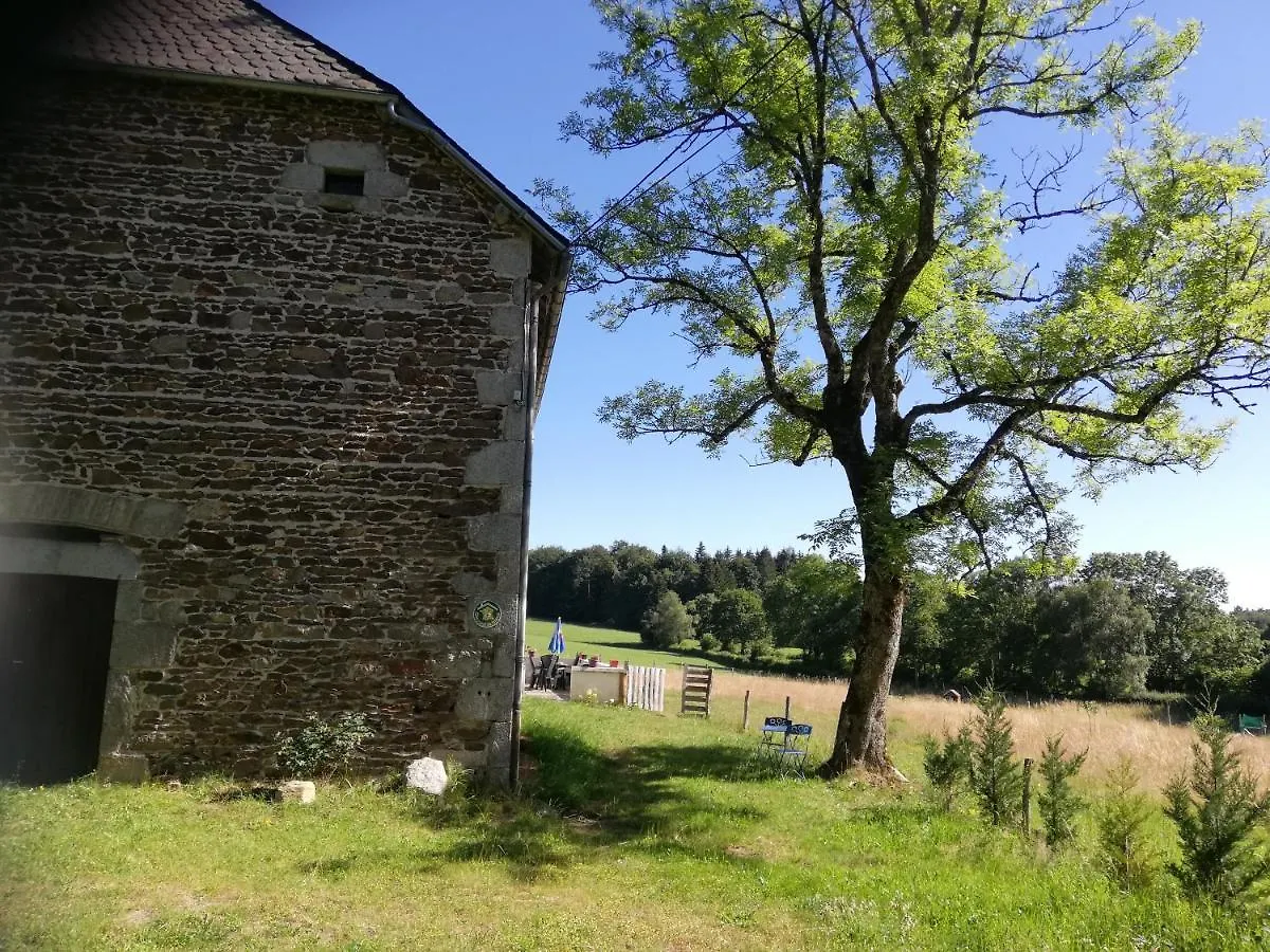 Holiday home Gite Les Chaumeix Prondines